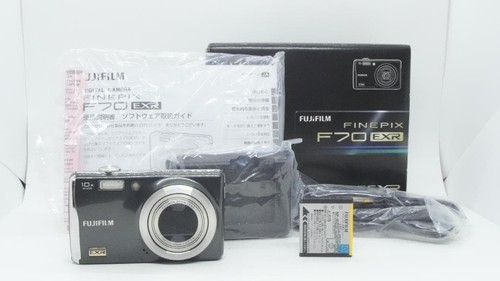 Fotocamera digitale compatta